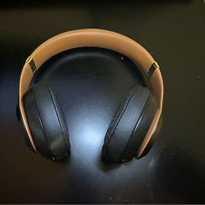 Beats By Dre Studio 3 Noise Cancellation Headphones